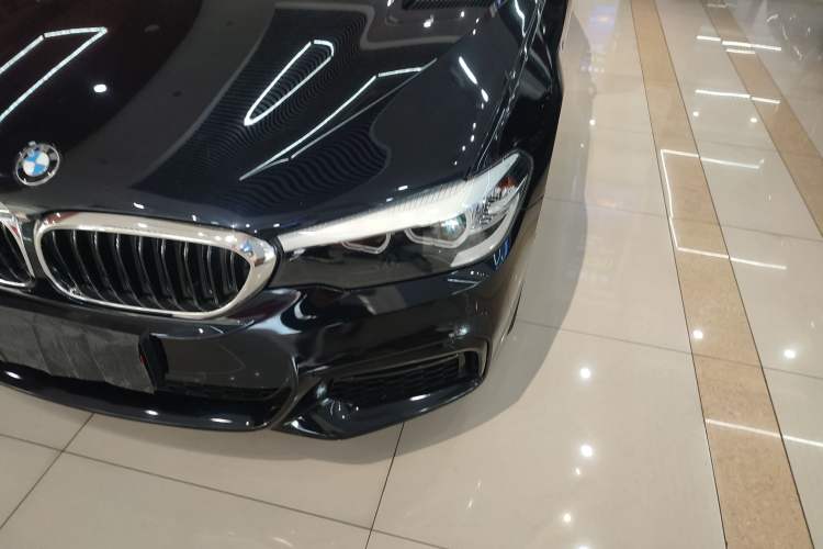 Used BMW 5 Series 2018 525Li M Sport Package
