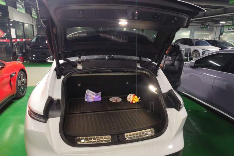 Used Nio ET5T 2024 75kWh Touring