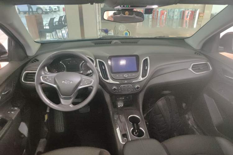 Used Chevrolet Equinox 2019 Redline 550T Automatic All-Wheel-Drive RS Model China VI Standard
