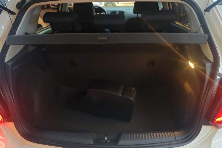 Used Volkswagen Polo 2016 1.4L Automatic Trendy Model
