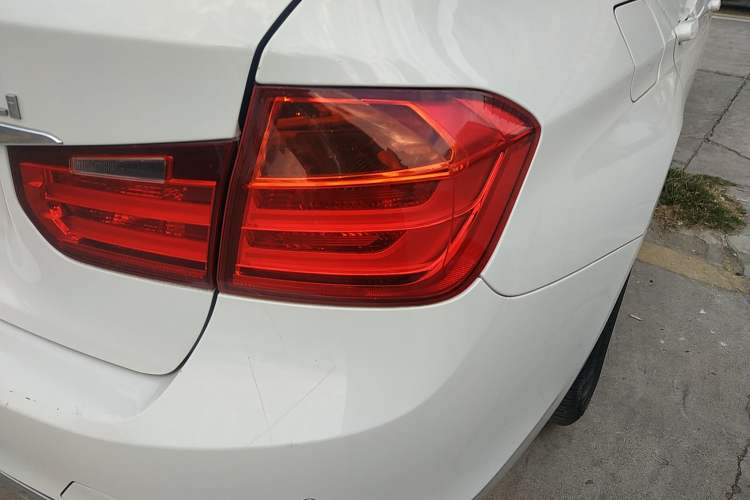 TDK.VehicleDetails.img