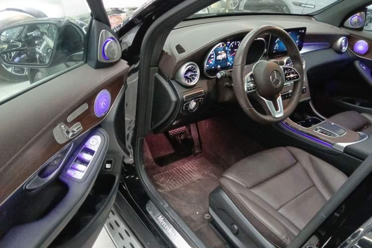 Used Mercedes-Benz GLC 2022 GLC 300 L 4MATIC Dynamic Model