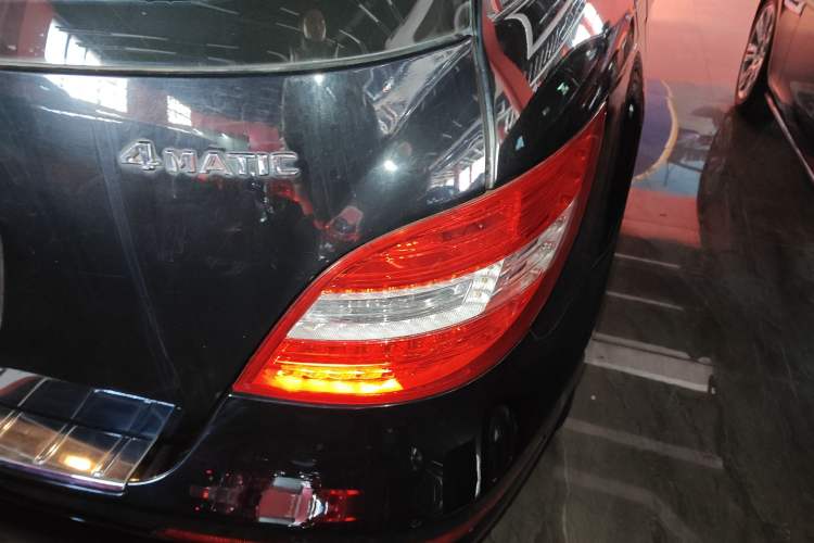 Used Mercedes-Benz R-Class 2014 R 320 4MATIC Business Model