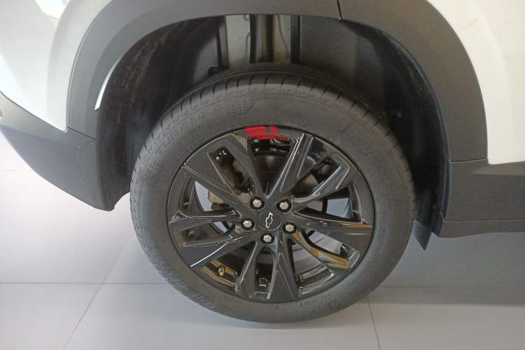 Used Chevrolet Trax 2019 Redline 335T CVT Top-Tier Model China VI Standard