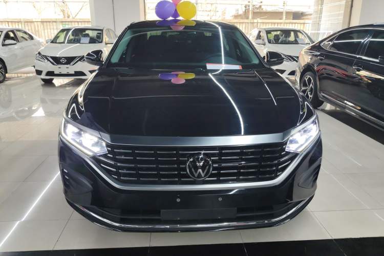 Used Volkswagen Passat 2025 Premium Version 380TSI Dragon Edition