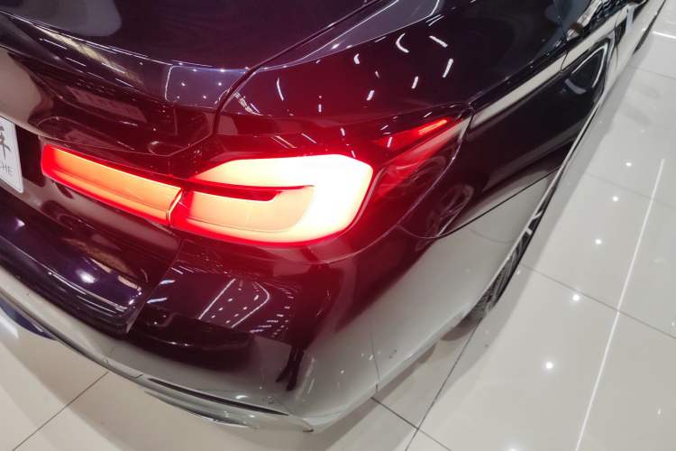 Used BMW 5 Series 2023 530Li Leading Model M Sport Package
