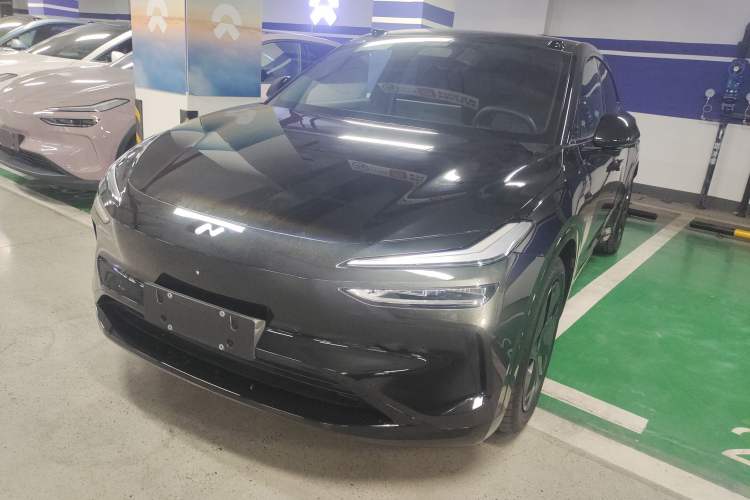 Used ONVO L60 2024 60 kWh Rear-Drive Version