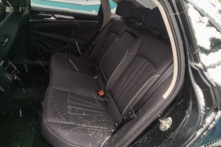 Used Volkswagen Passat 2024 380TSI Dragon Glory Edition
