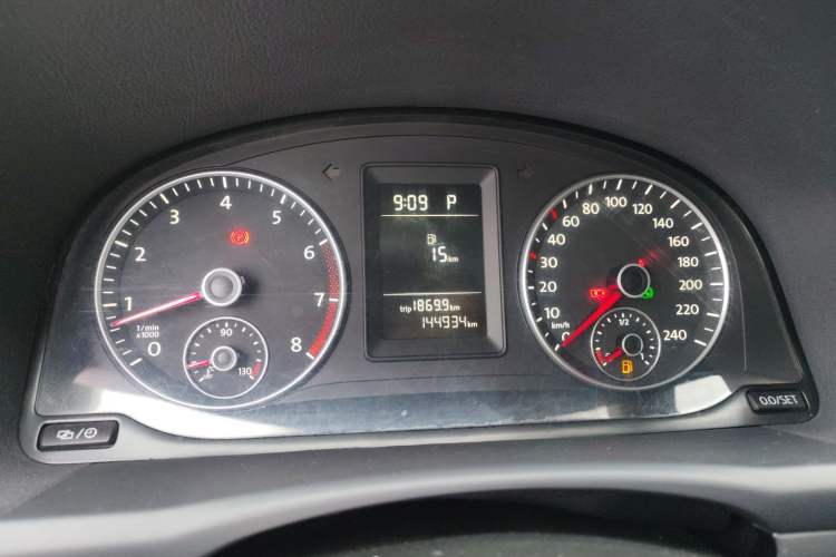 Used Volkswagen Touran 2015 1.4T DSG Comfort Edition 5 Seats
