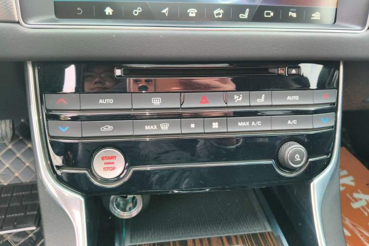 Used Jaguar XFL 2017 XFL 2.0T 240PS Premium Edition