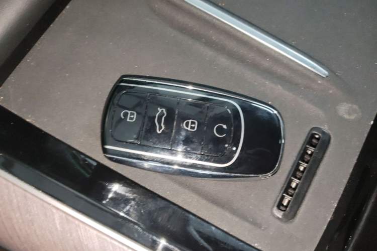 Used Chery Tiggo 9 C-DM 2025 1.5T 106KM Ultra-Comfort Edition 5 Seats Lithium-NMC