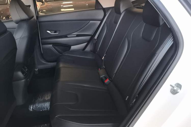 Used Hyundai Elantra 2022 1.5L CVT LUX Prestige Edition