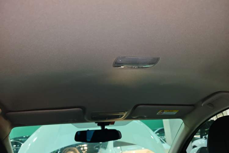 Used Honda Vezel 2017 1.8L CVT 2WD Elite Model
