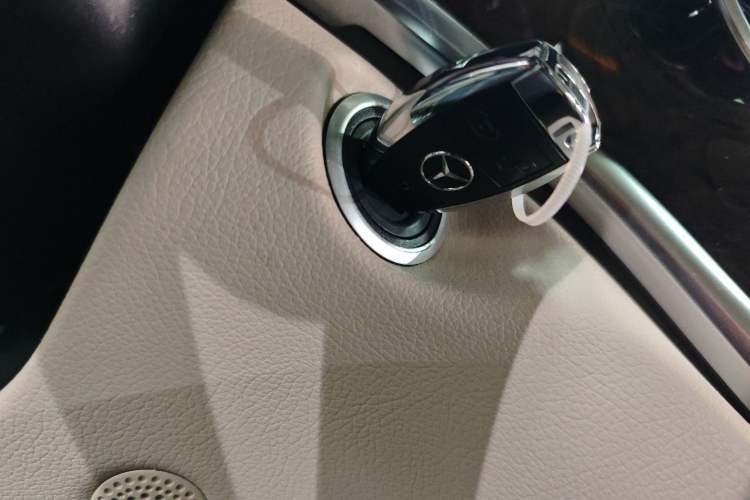 Used Mercedes-Benz V-Class 2018 V 260 L Prestige Extended Version China VI
