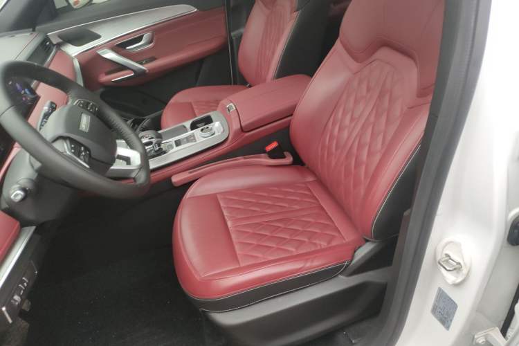 Used JETOUR X70 PLUS 2024 Champion Edition 1.5T DCT Champion MAX 5-Seater
