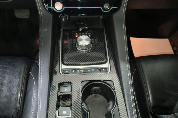 Used Jaguar F-PACE 2016 2.0T Two-Wheel-Drive R-Sport Sport Edition
