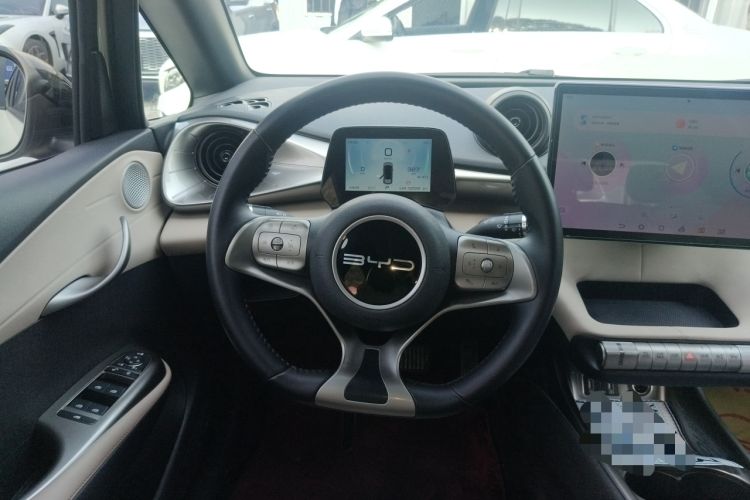 Used BYD Dolphin 2023 420 km Fashion Edition
