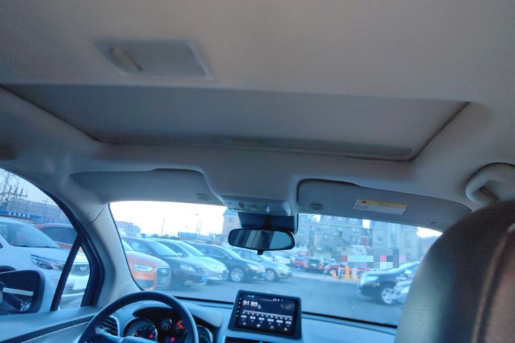 Used Buick Encore 2015 1.4T Automatic Two-Wheel Drive Urban Elite Version
