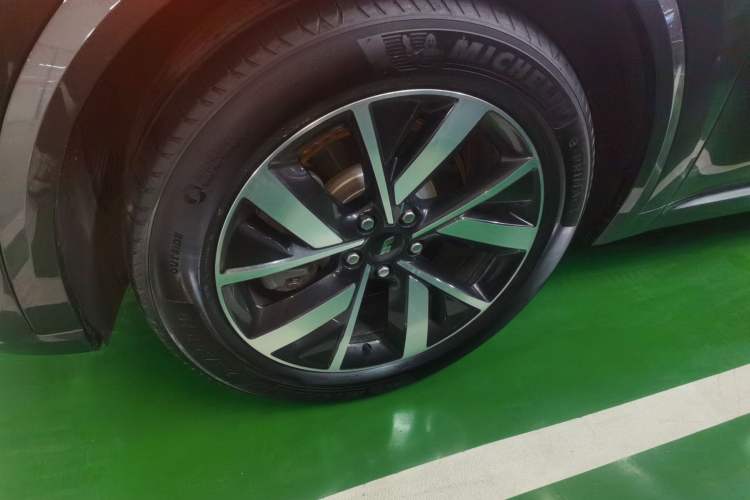 Used Li Auto L8 2023 Pro Model