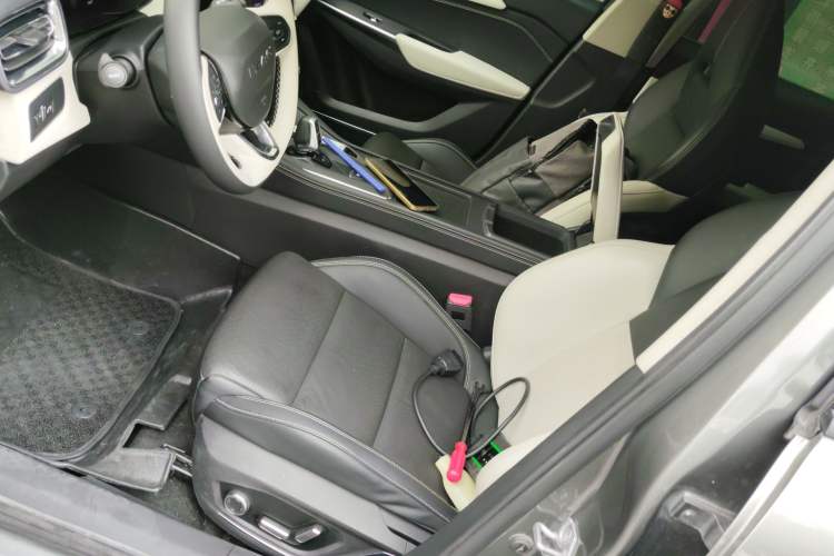 Used Lynk & Co 02 2022 1.5T DCT Shine Pro
