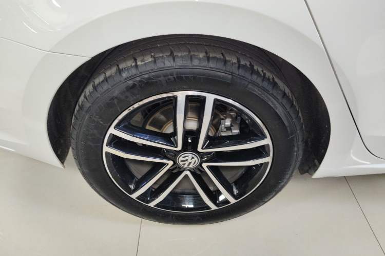 Used Volkswagen Lamando 2021 280TSI DSG Comfort Edition
