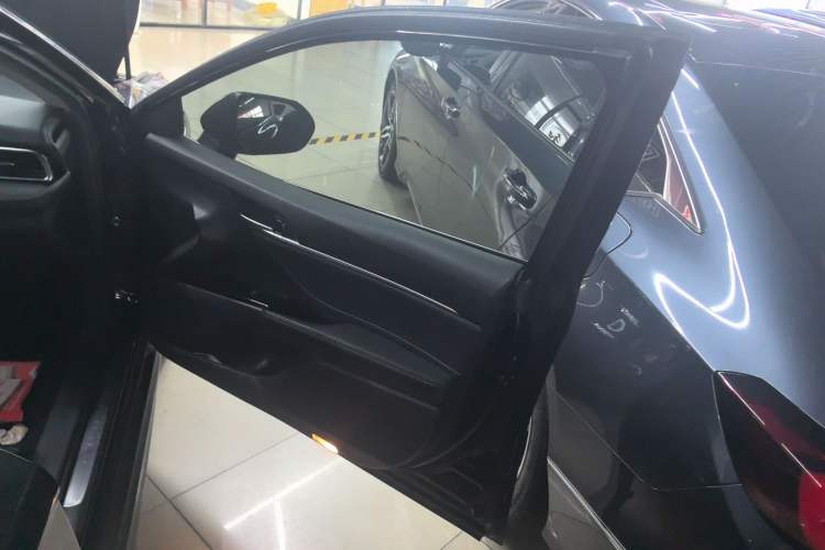 Used Toyota Camry 2021 Dual-Motor 2.5HS Fēngshàng Edition
