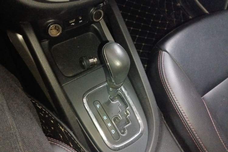 Used Changan CS35 2014 1.6L Automatic Luxury Model China IV Standard
