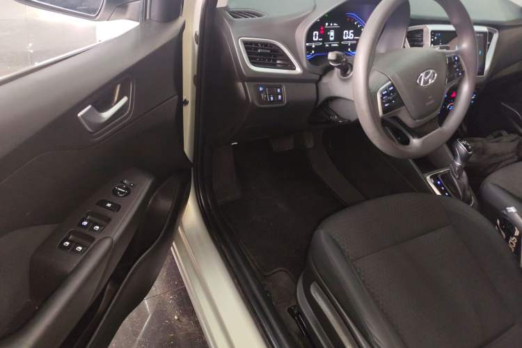 Used Hyundai Verna (new generation) 2020 1.4L CVT TOP Elite Edition