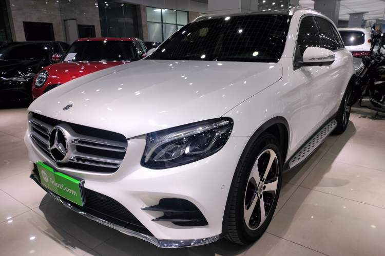 Used Mercedes-Benz GLC 2017 GLC 260 4MATIC Luxury Model