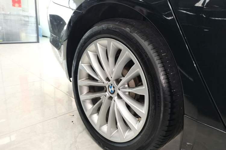 Used BMW 5 Series 2020 530Li Leading Edition Luxury Package
