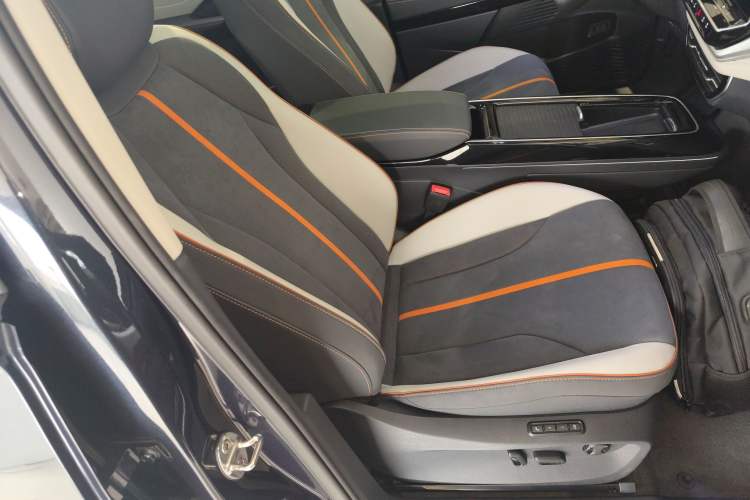 Used Volkswagen ID.6 CROZZ 2022 Long-Range PRO Edition
