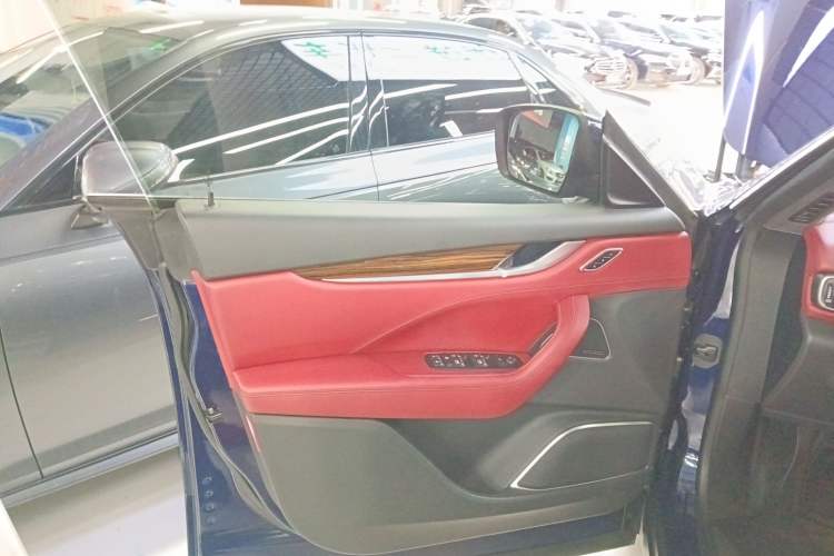 Used Maserati Levante 2016 3.0T Standard Edition
