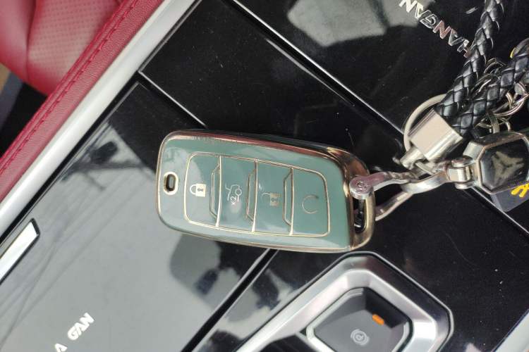 Used Changan CS85 COUPE 2021 1.5T DCT Elite Edition