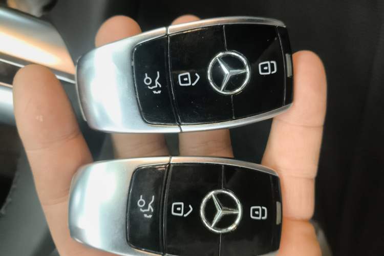 Used Mercedes-Benz E-Class 2021 Restyled E 300 L Sporty and Stylish Edition
