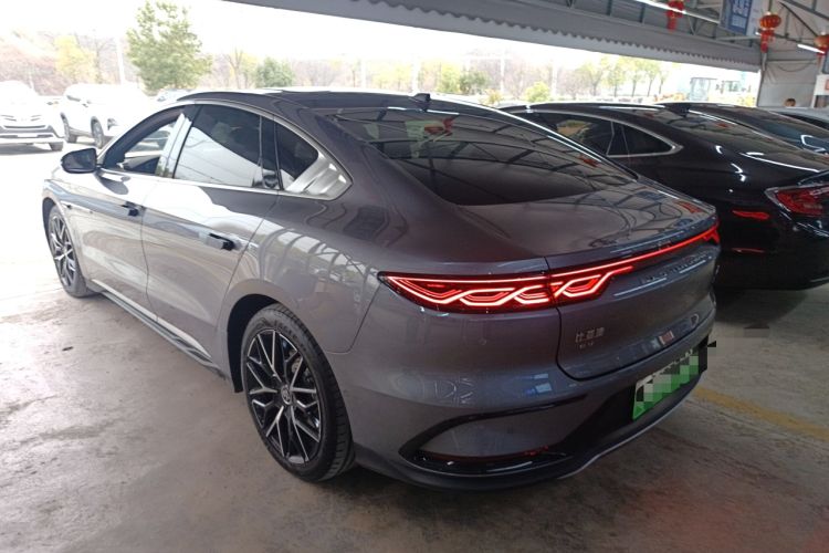 Used BYD Han 2024 EV Glory Edition 610 km All-Wheel Drive "Tian Shen Zhi Jia" Intelligent Driving Model

