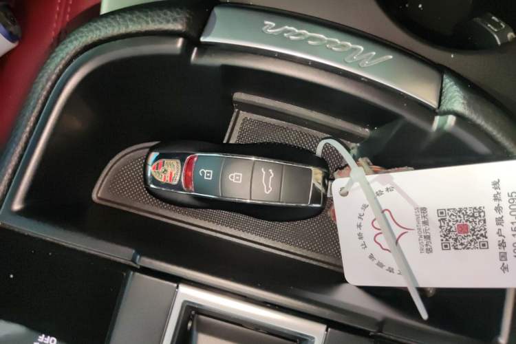 Used Porsche Macan 2023 Macan 2.0T
