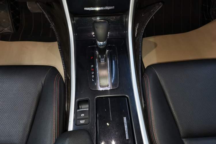 Used Honda Accord 2016 2.0L Comfort Edition
