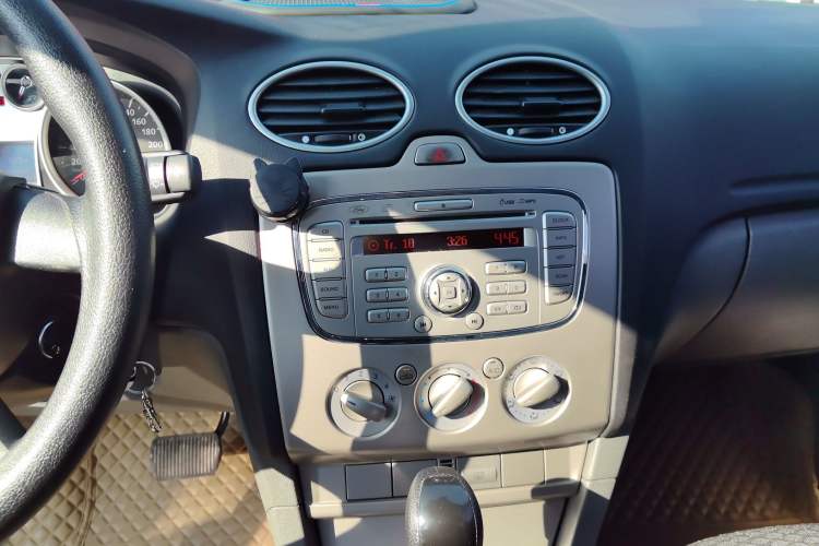 Used Ford Focus 2013 Hatchback Classic 1.8L Automatic Base Model