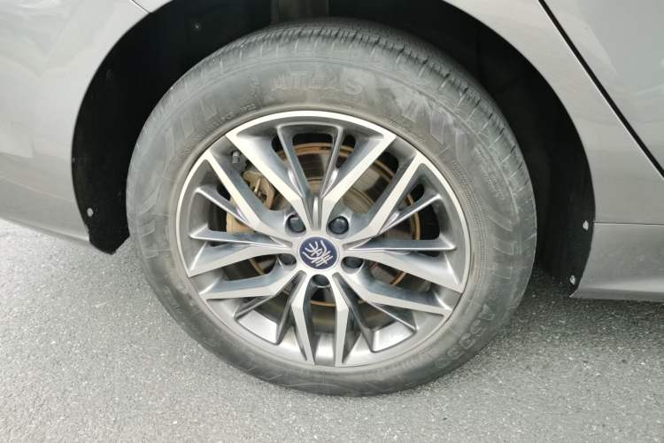 Used BYD Qin PLUS 2021 DM-i 55KM Flagship Model
