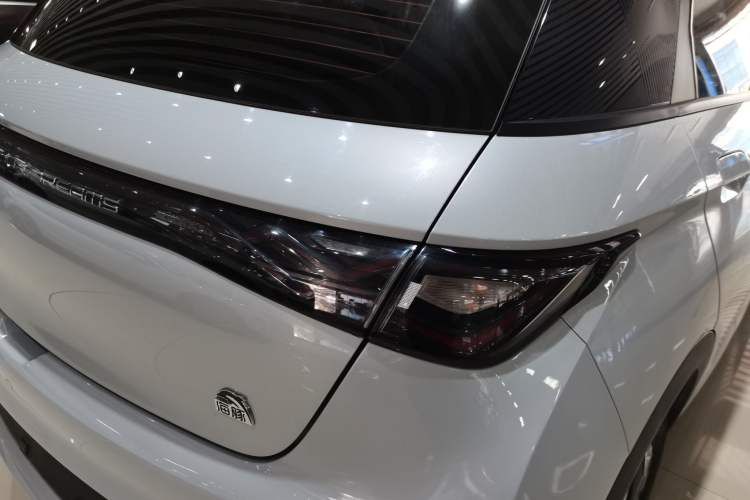 Used BYD Dolphin 2021 405 km Fashion Edition
