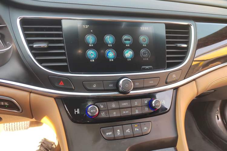 Used Buick LaCrosse 2016 28T Luxury Version
