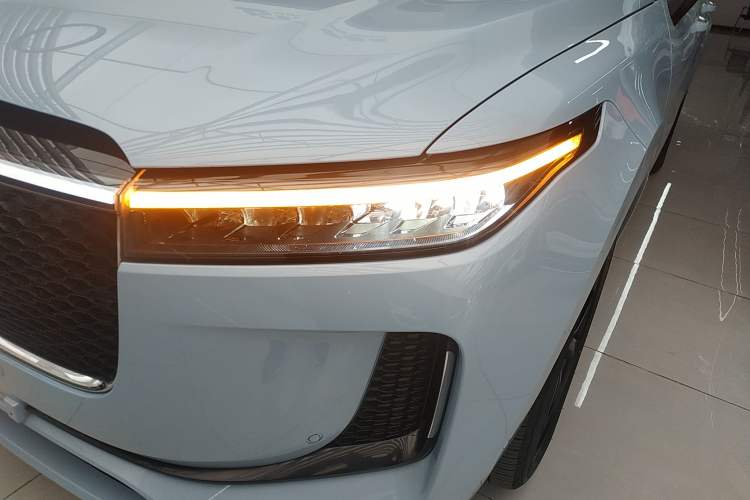 Used Li Auto ONE 2020 Extended-Range 6-Seater Version
