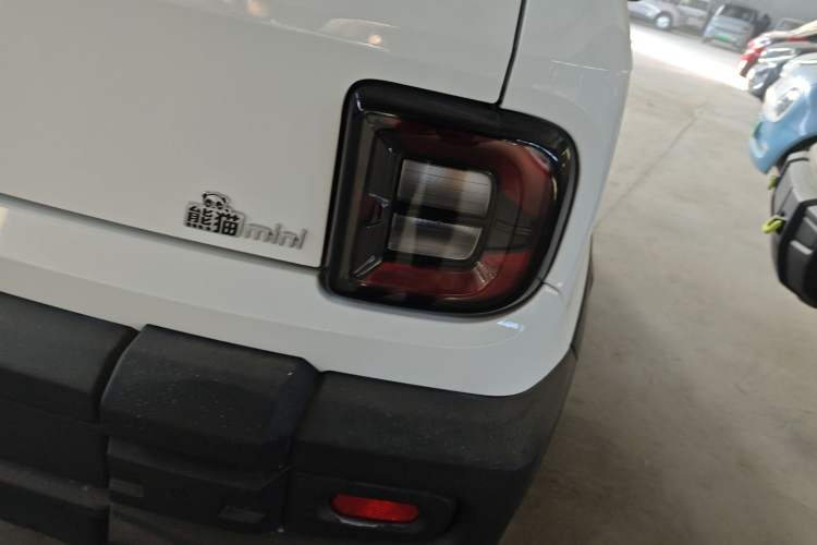 Used  Panda 2025 210km Panda Rider
