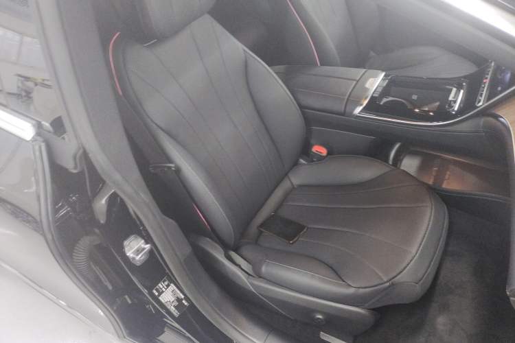 Used Mercedes-Benz EQE 2022 350 Luxury Edition
