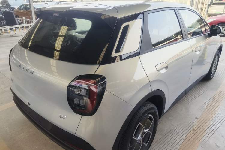 Used AION UT 2025 330 Starlight Edition
