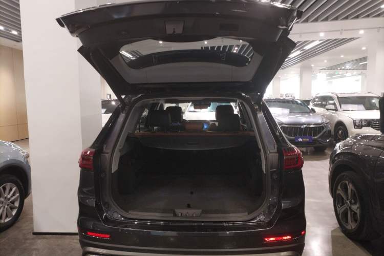 Used Chery Tiggo 8 PLUS 2021 290TGDI DCT Luxury Edition
