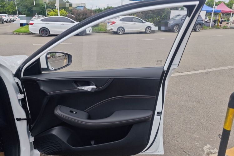 Used Roewe i5 2023 1.5L CVT Luxury Edition
