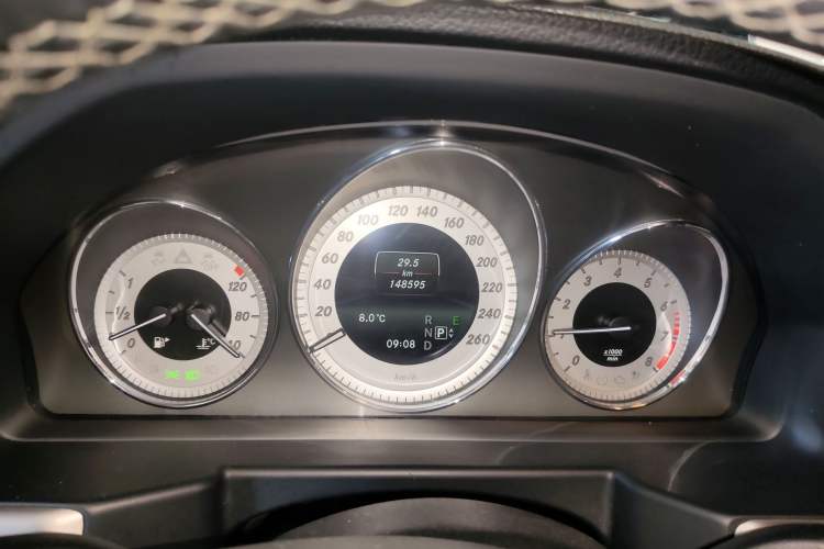 Used Mercedes-Benz GLK-Class 2013 Facelift GLK 300 4MATIC Fashion Edition