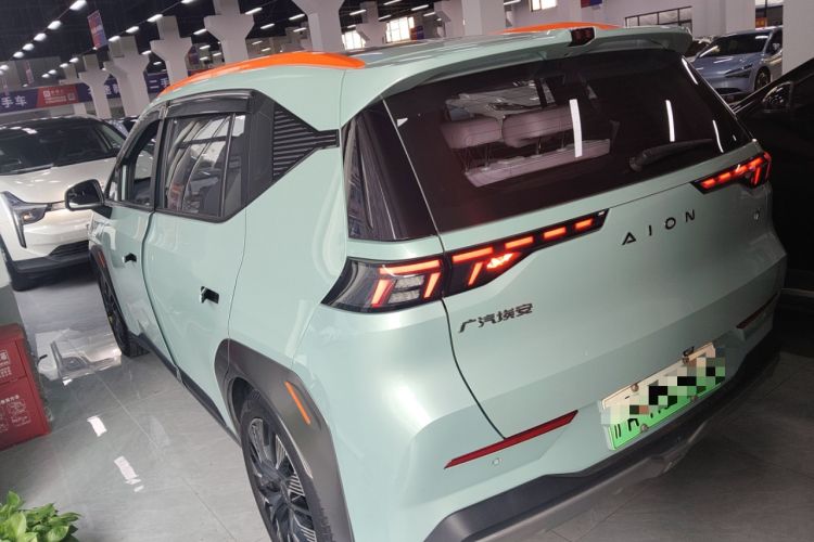 Used AION Y 2022 70 Tech Edition Lithium Iron Phosphate
