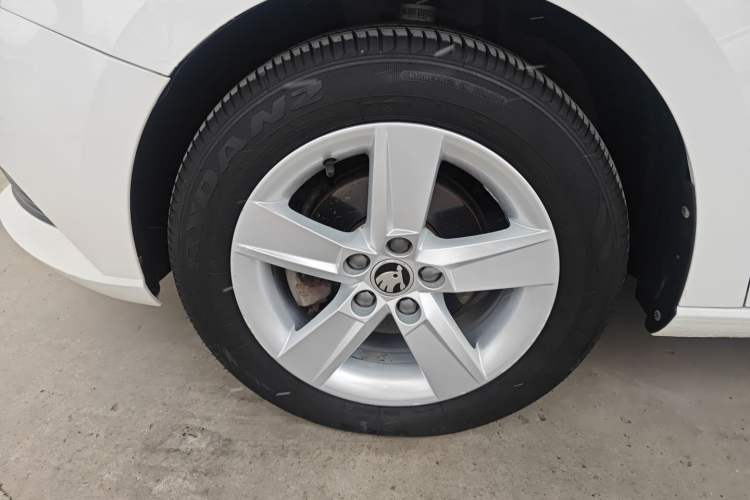 Used Skoda Fabia 2017 1.4L Automatic Car Enjoy Edition